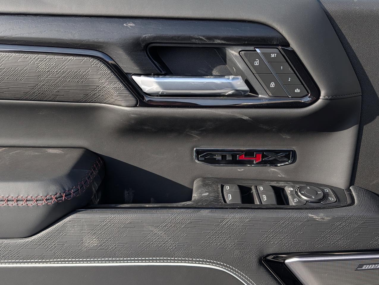 2026 GMC Sierra 1500 AT4X Photo