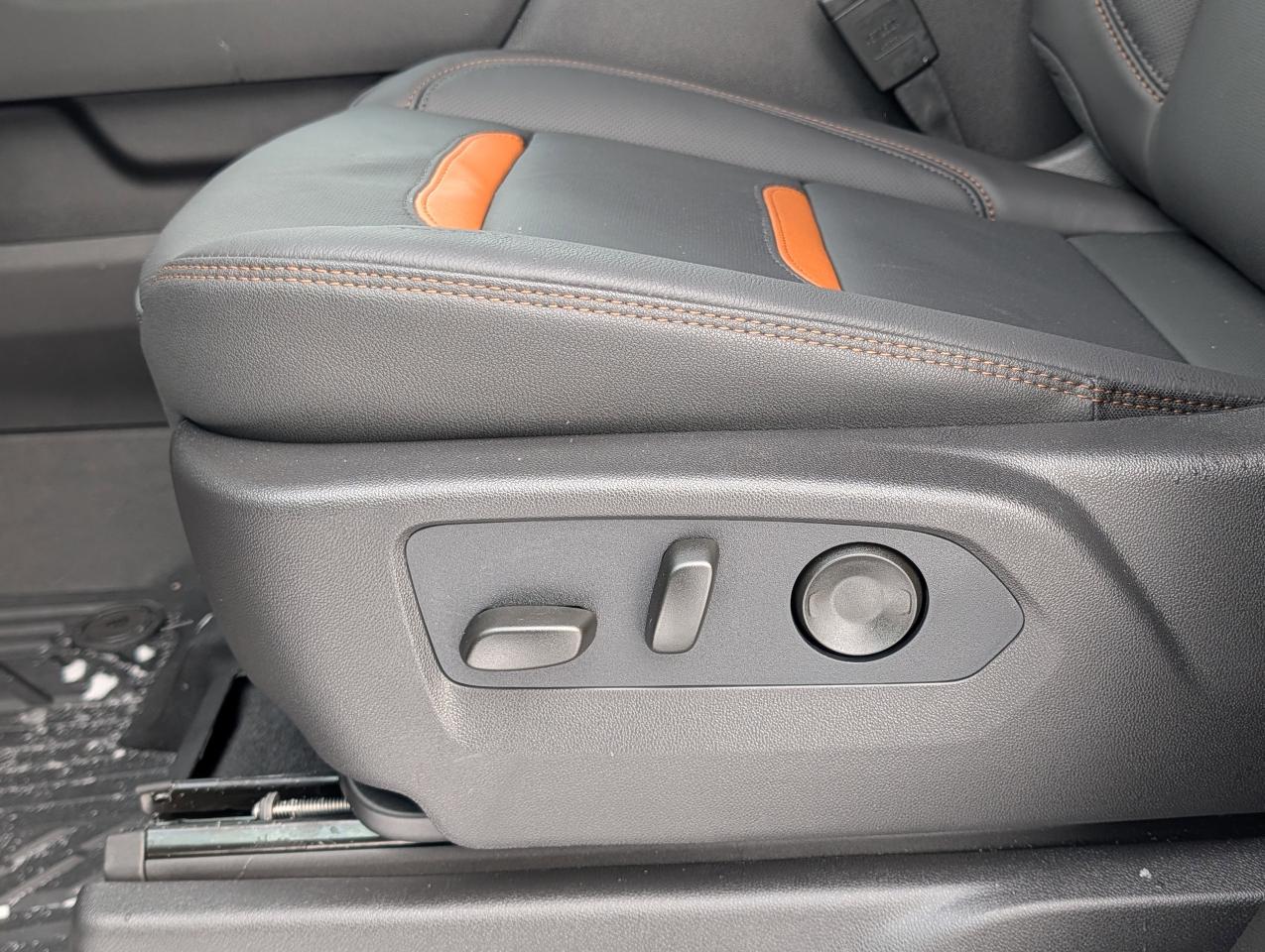 2026 GMC Sierra 1500 AT4 Photo