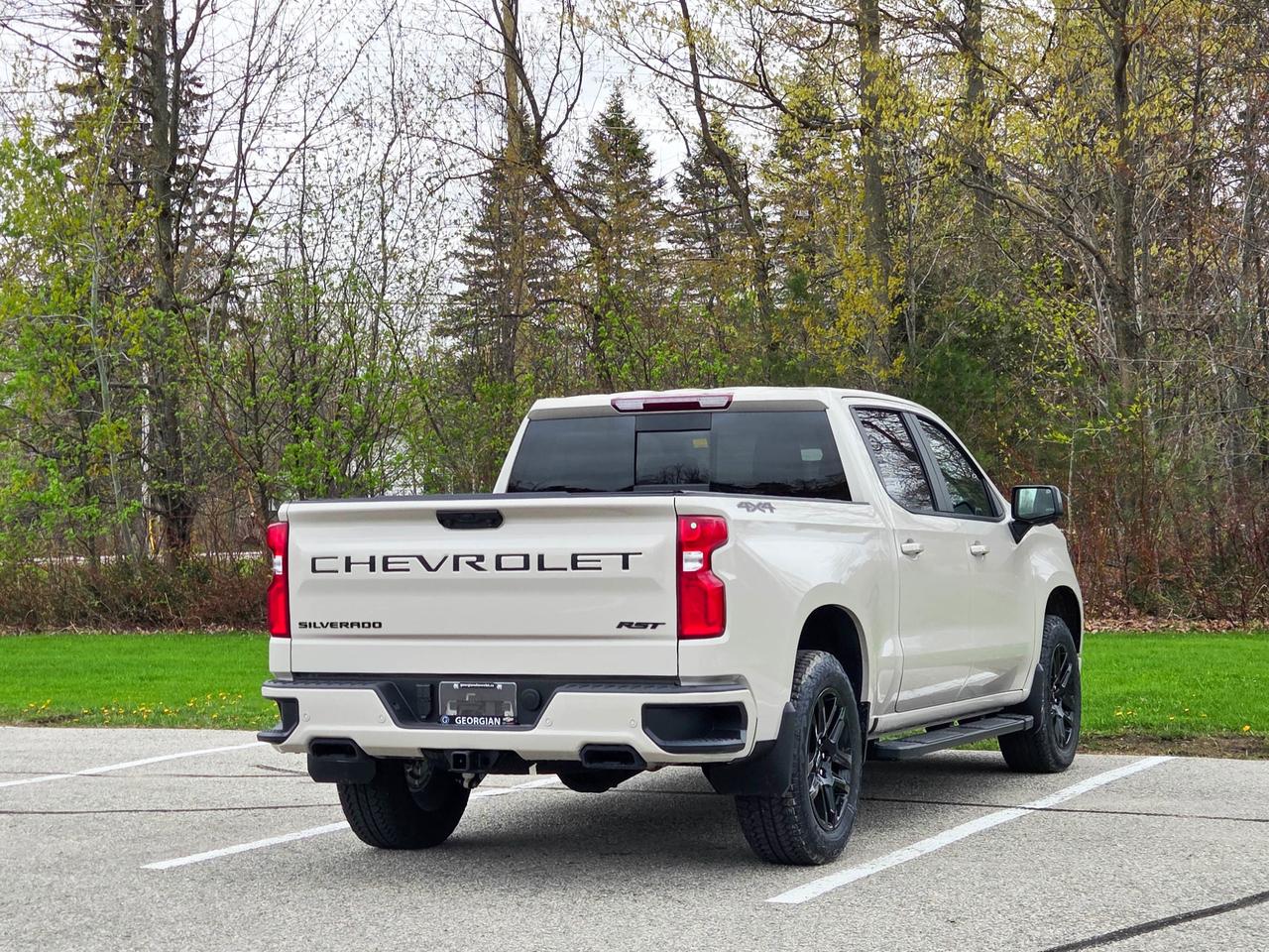 2026 Chevrolet Silverado 1500 RST Photo