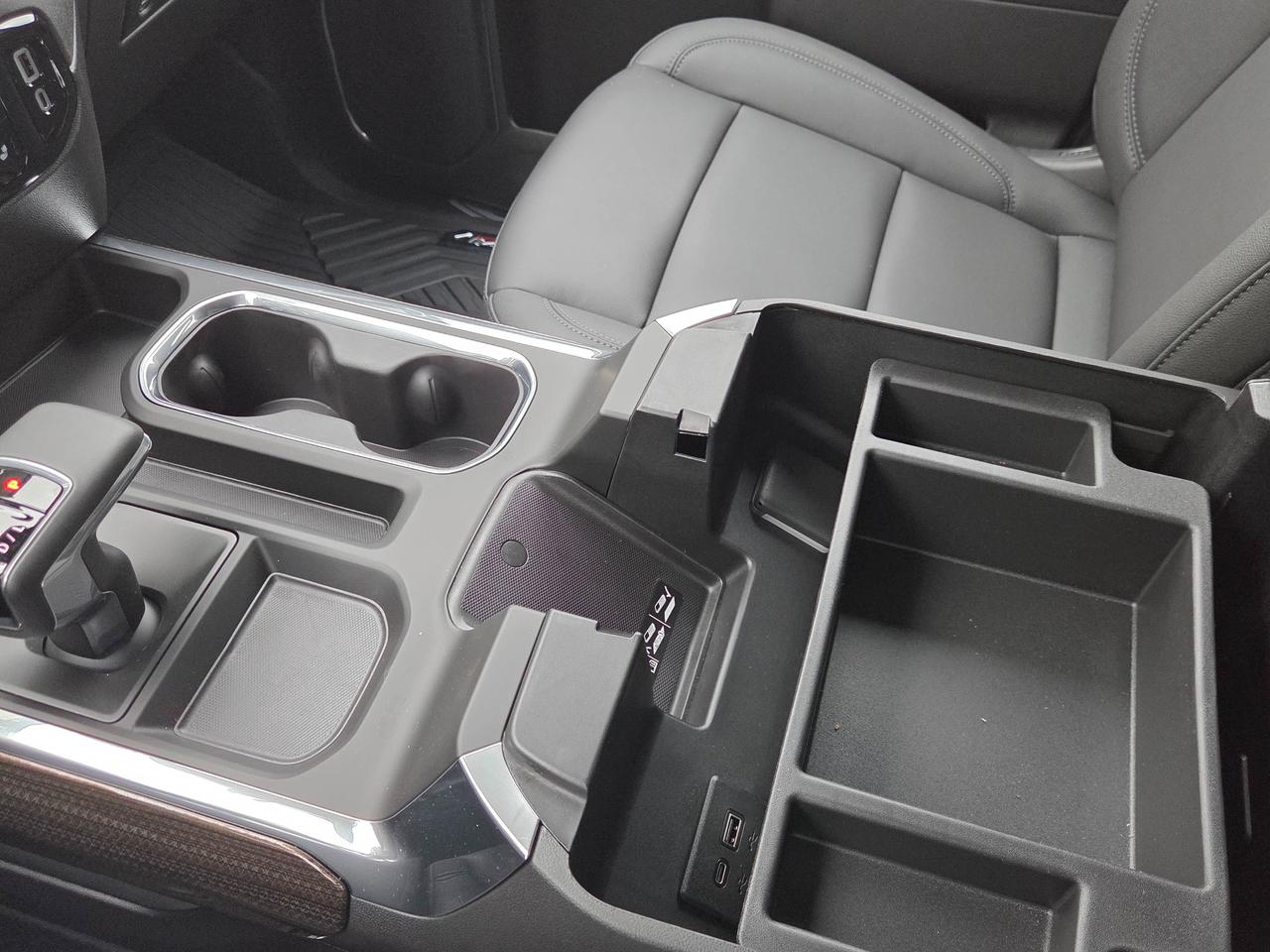 2026 Chevrolet Silverado 1500 RST Photo