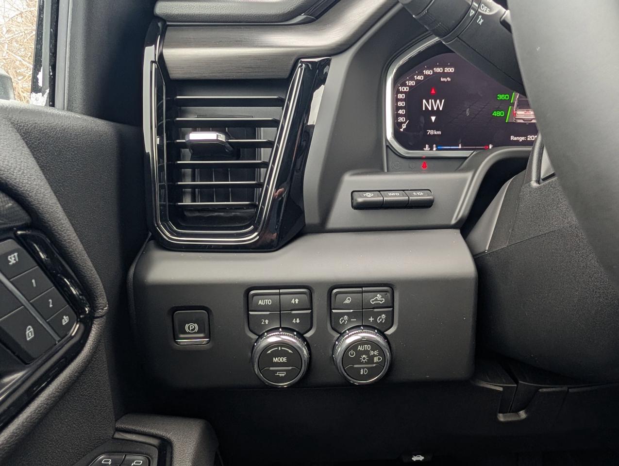 2026 GMC Sierra 3500HD AT4 Photo