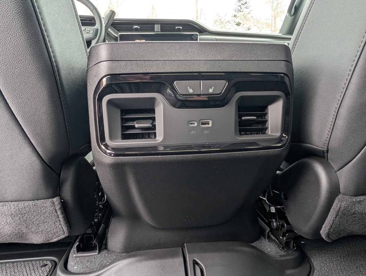 2026 GMC Sierra 3500HD AT4 Photo