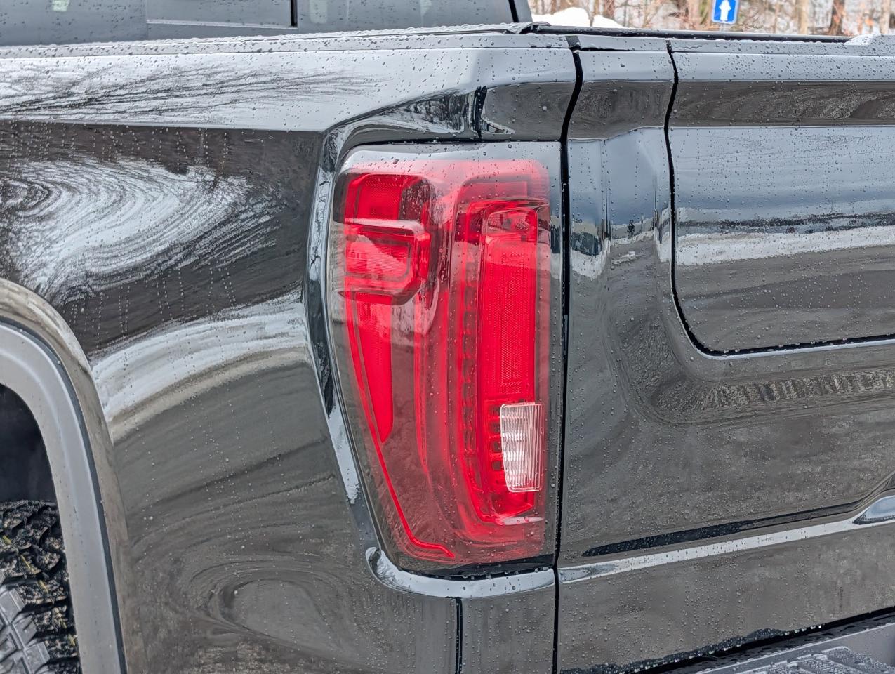 2026 GMC Sierra 1500 AT4X Photo