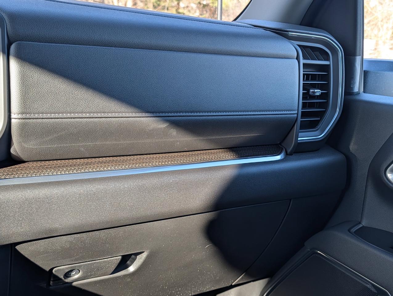 2026 Chevrolet SILVERADO 2500HD LT Photo