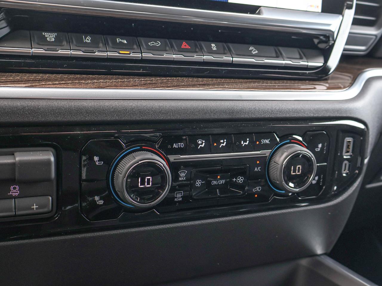 2026 Chevrolet SILVERADO 2500HD LT Photo