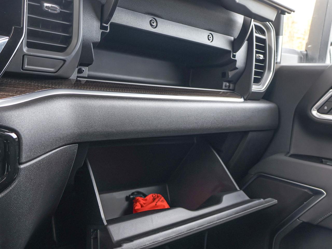 2026 Chevrolet SILVERADO 2500HD LT Photo