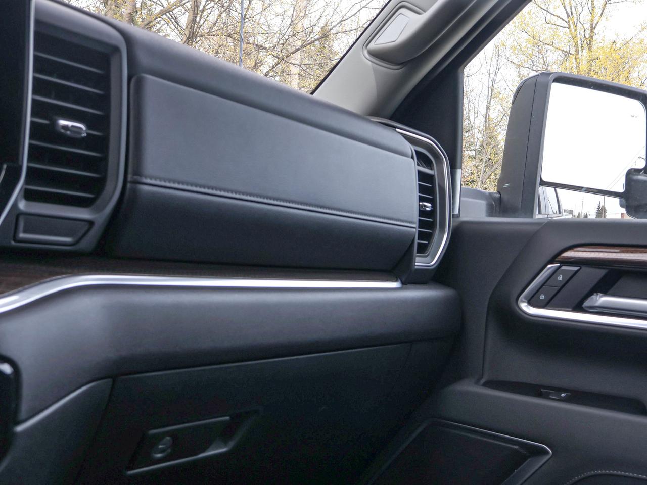 2026 Chevrolet SILVERADO 2500HD LT Photo