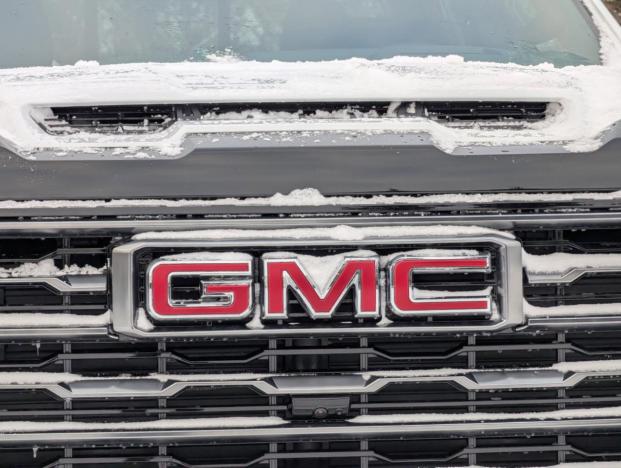 2026 GMC SIERRA 2500HD AT4 Photo