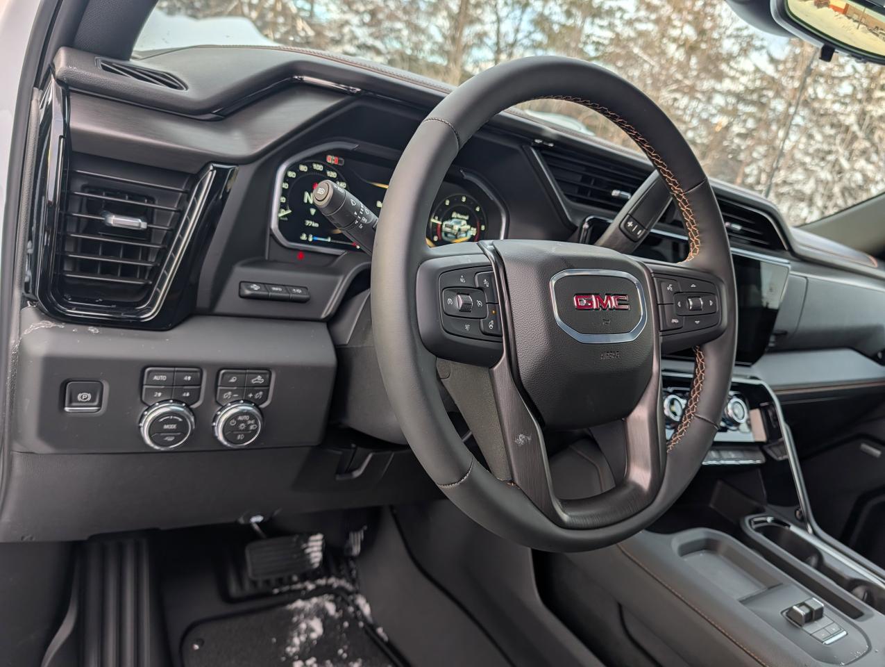 2026 GMC SIERRA 2500HD AT4 Photo