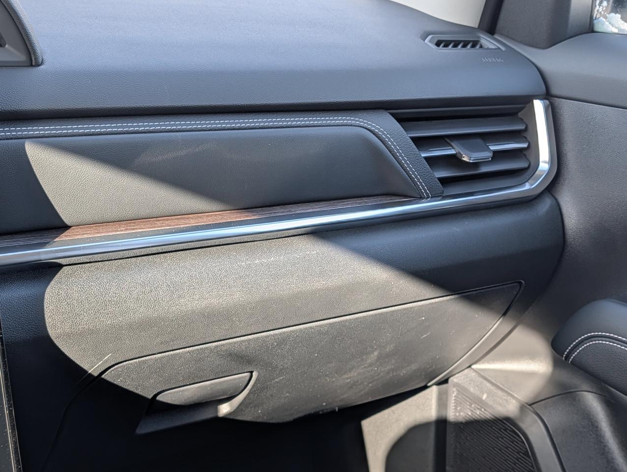 2026 GMC Terrain AWD Denali Photo