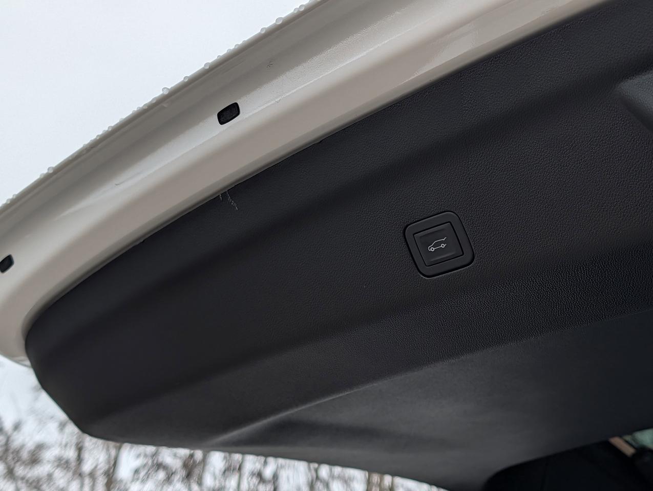 2026 GMC Yukon Elevation Photo