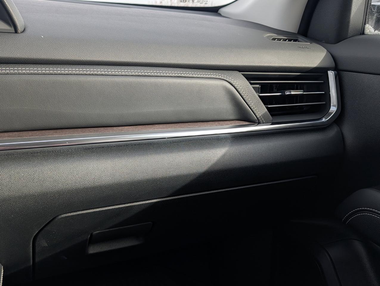 2026 GMC Terrain AWD Denali Photo