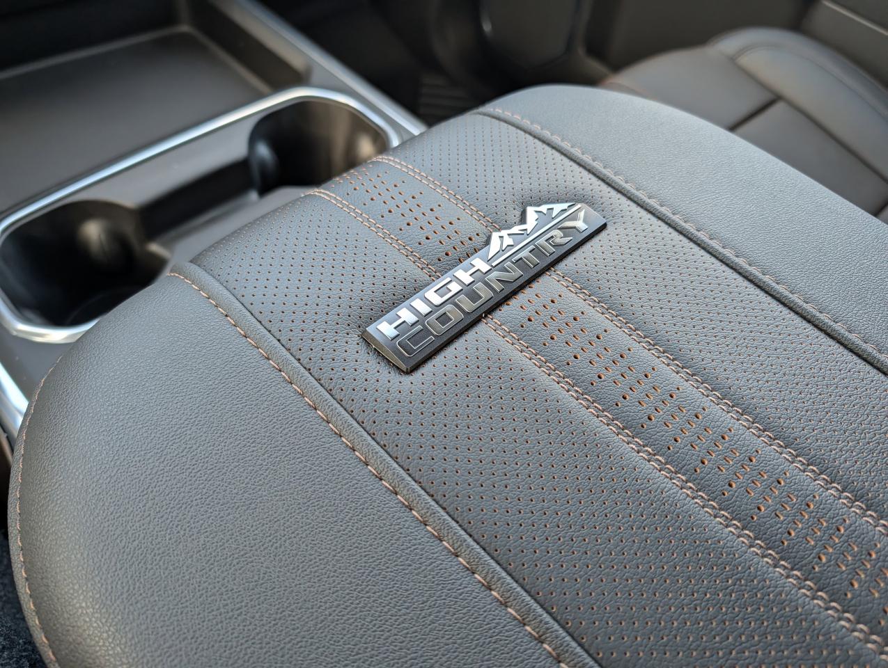 2026 Chevrolet SILVERADO 2500HD High Country Photo