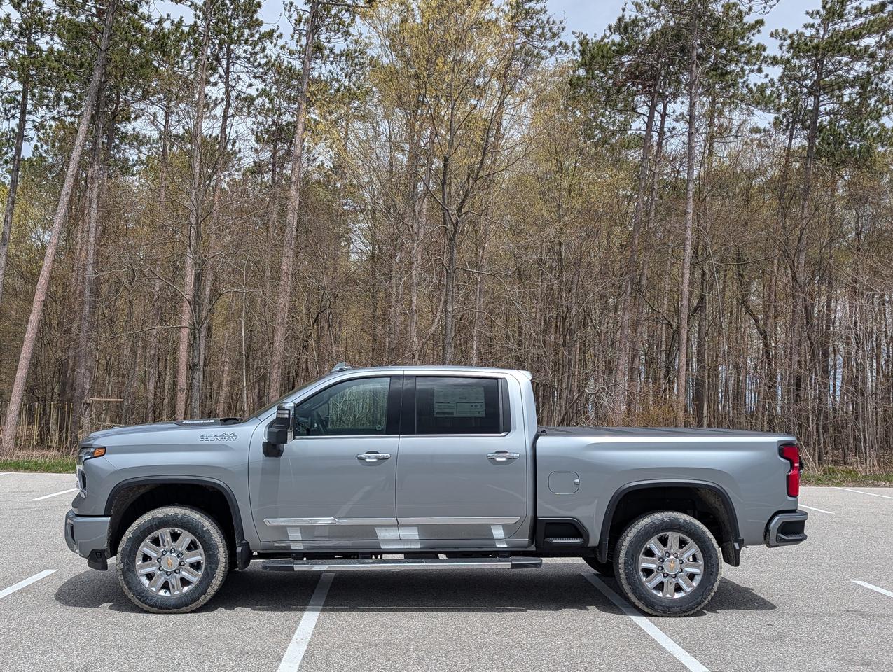 2026 Chevrolet SILVERADO 2500HD High Country Photo