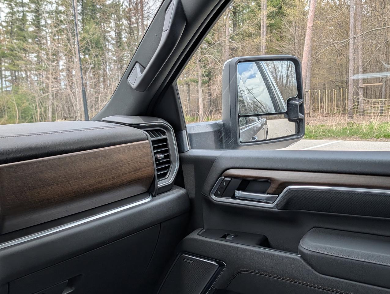 2026 Chevrolet SILVERADO 2500HD High Country Photo
