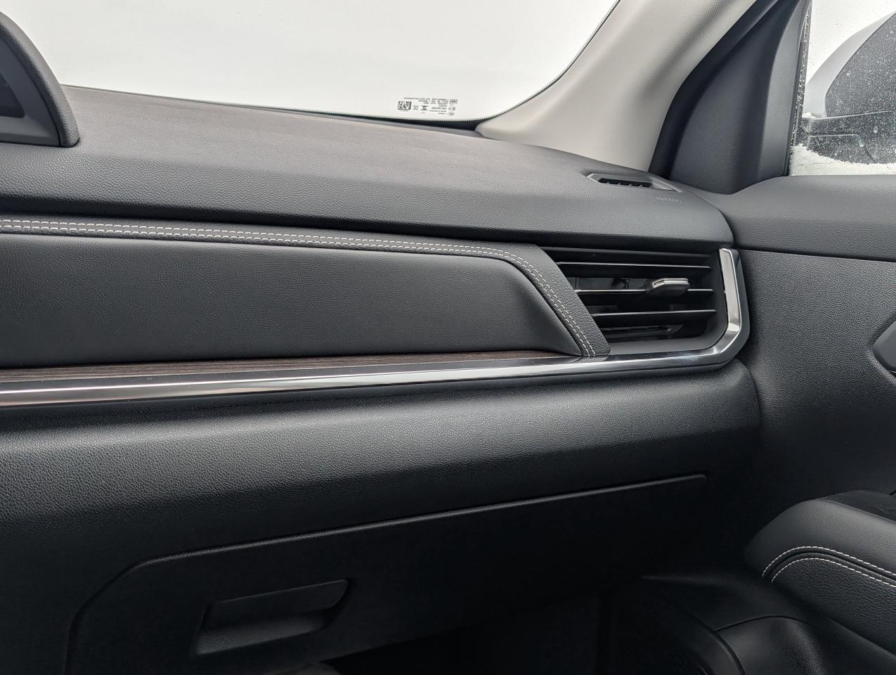 2026 GMC Terrain AWD Denali Photo