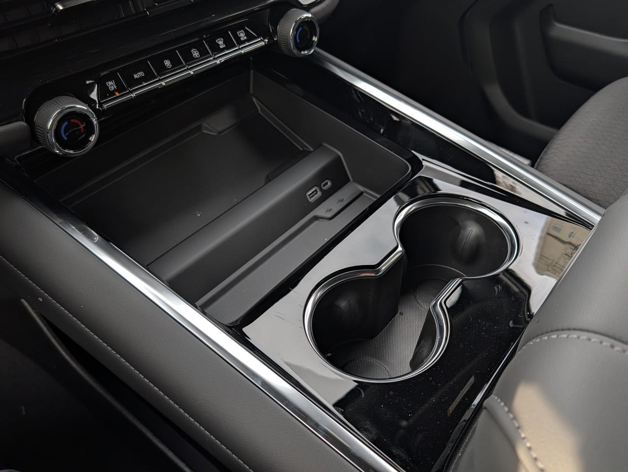 2026 Chevrolet Tahoe LS Photo