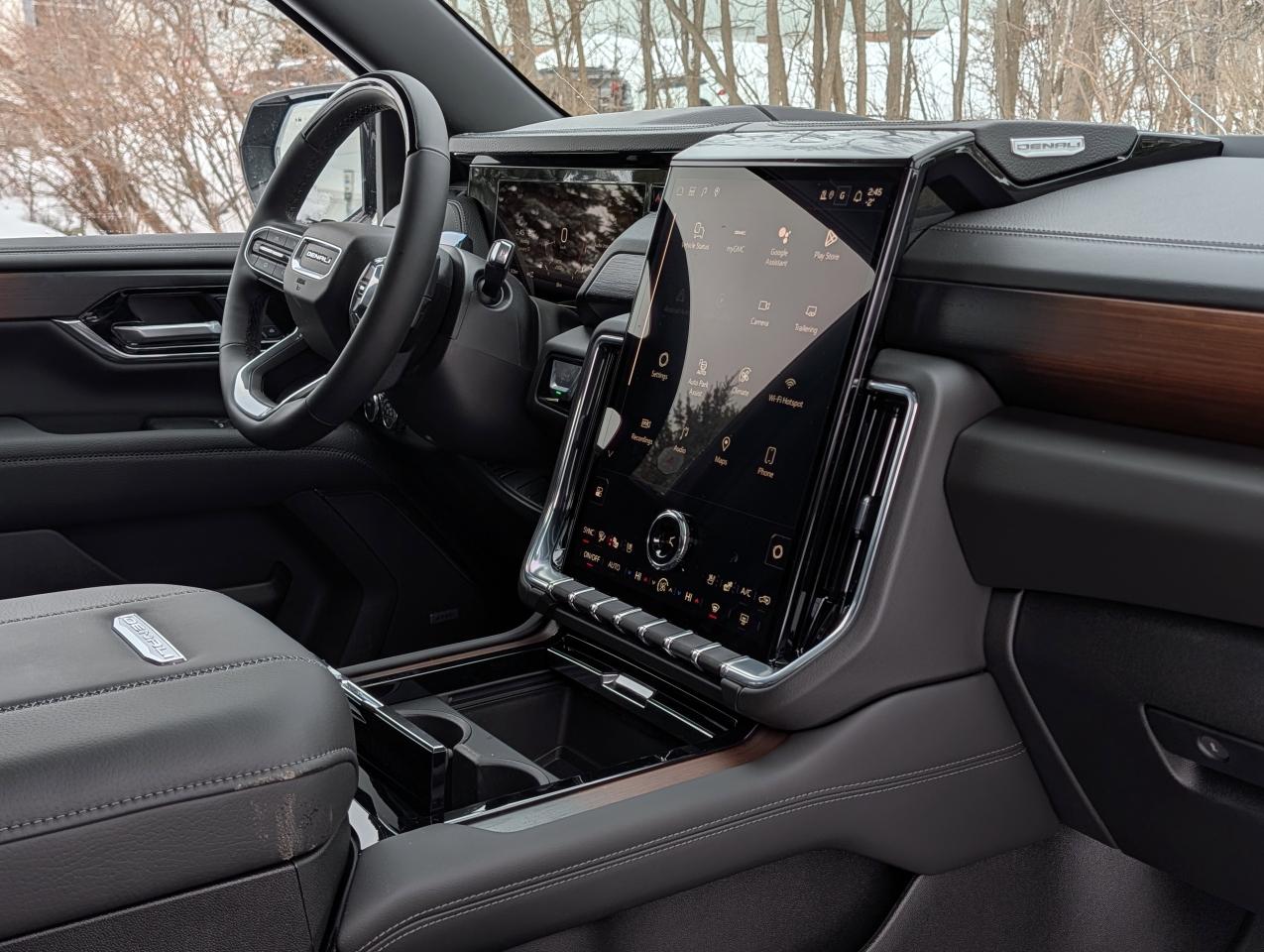 2026 GMC Yukon Denali Photo