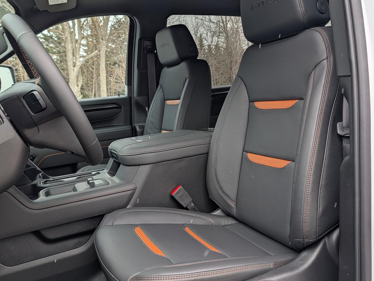 2026 GMC SIERRA 2500HD AT4 Photo