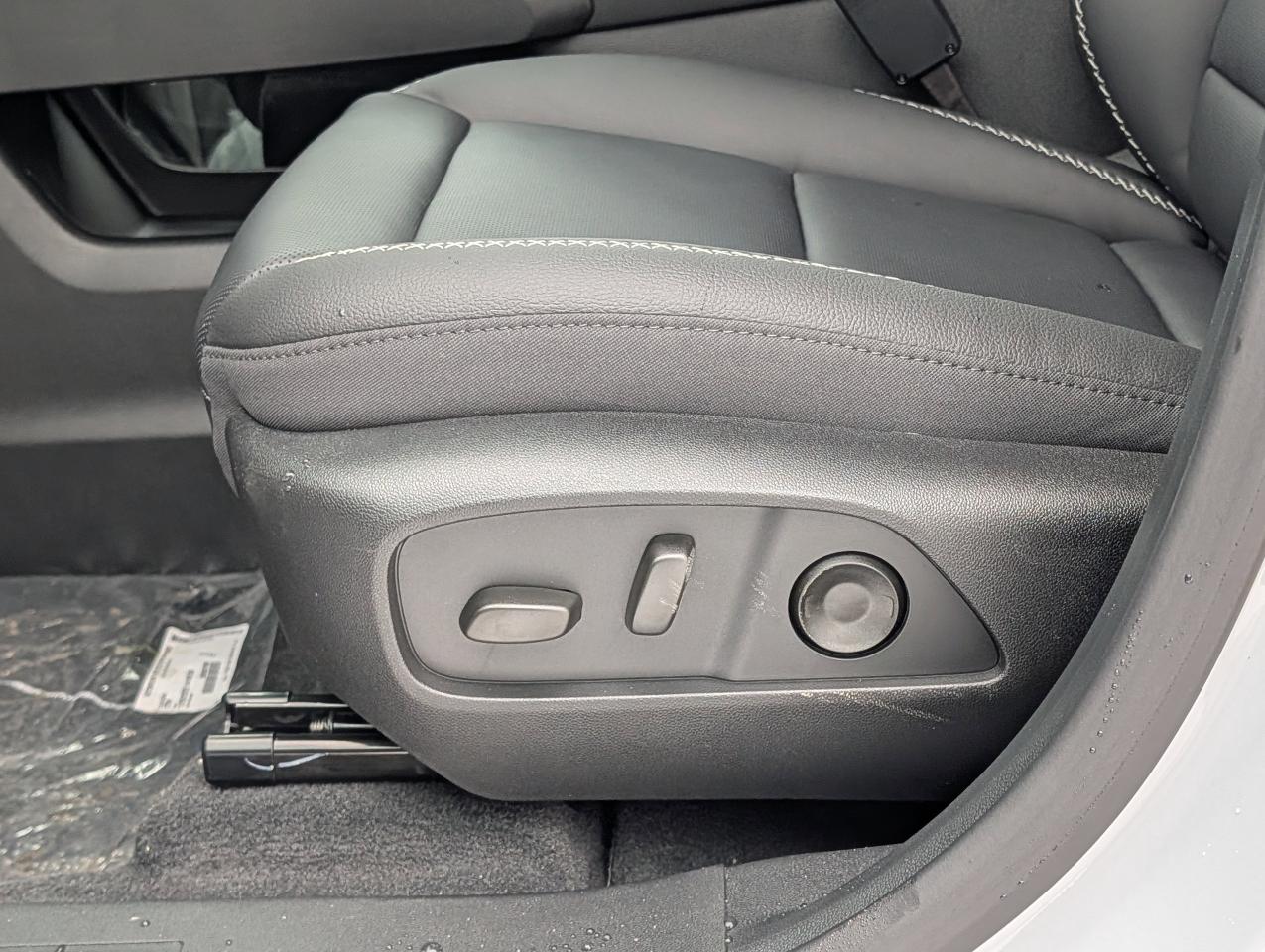 2026 GMC Terrain AWD Denali Photo