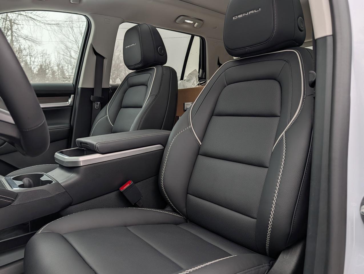 2026 GMC Terrain AWD Denali Photo