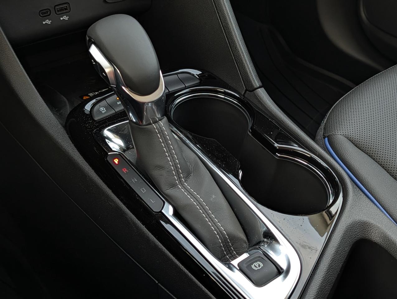 2026 Buick Encore GX Sport Touring Photo