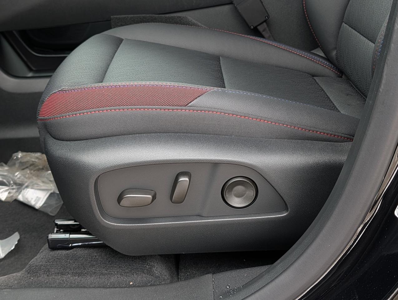 2026 Chevrolet Equinox AWD RS Photo