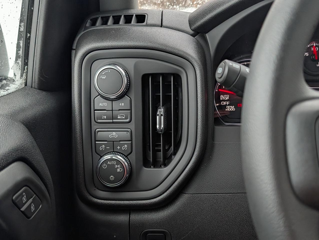 2026 GMC Sierra 1500 PRO Photo