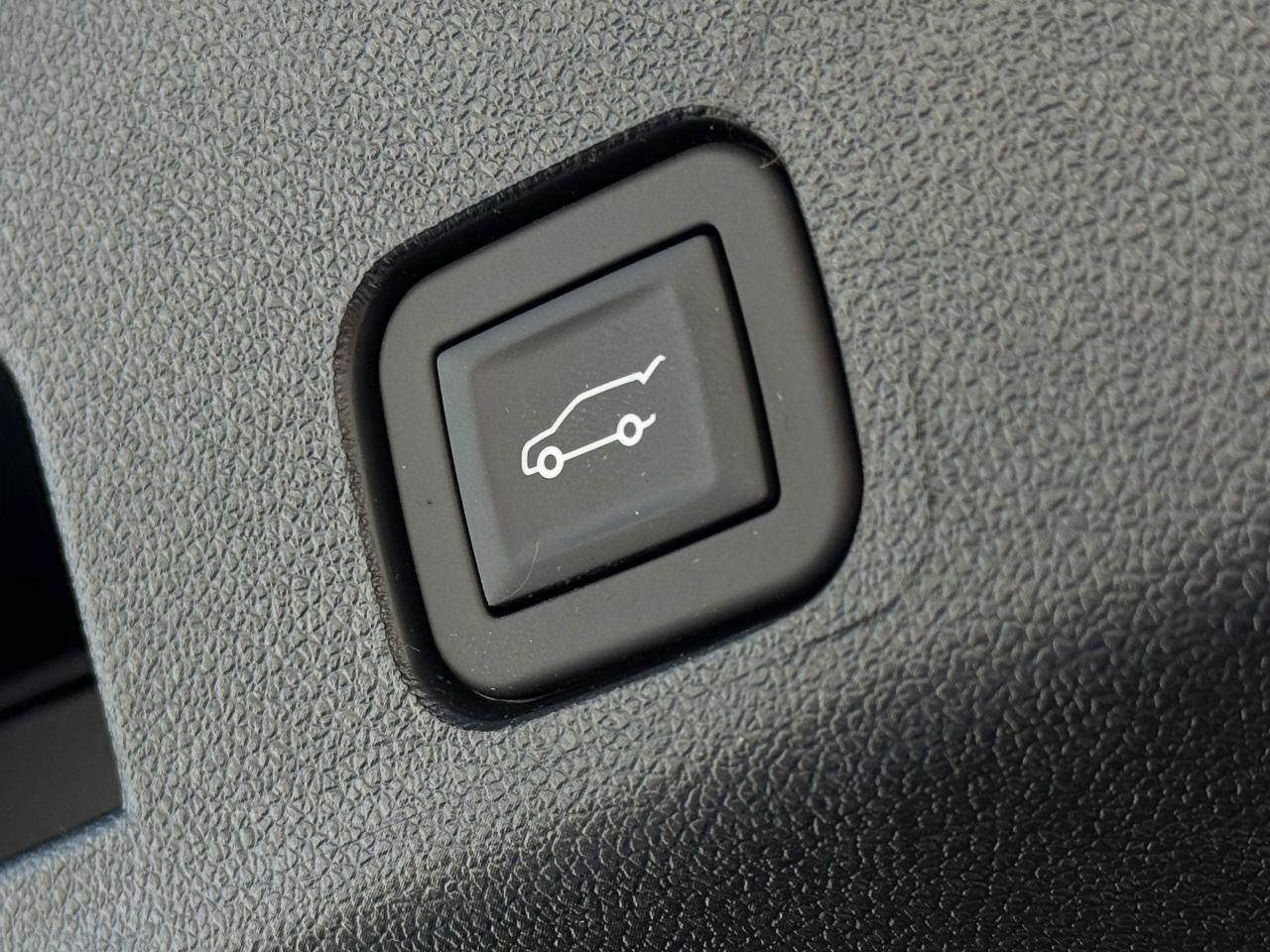 2026 Chevrolet Traverse Z71 Photo