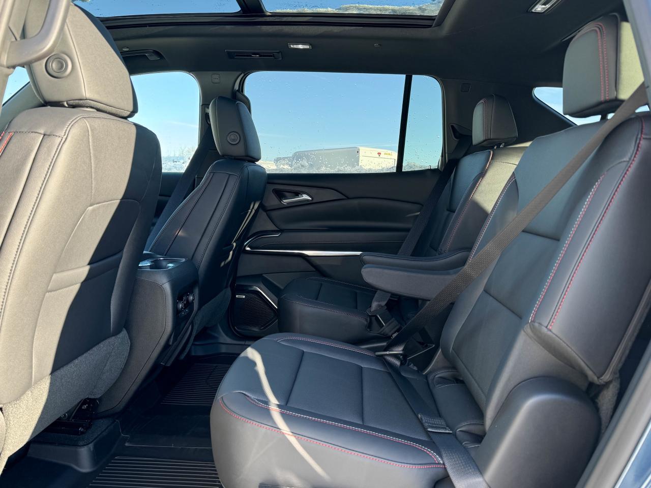 2026 Chevrolet Traverse Z71 Photo