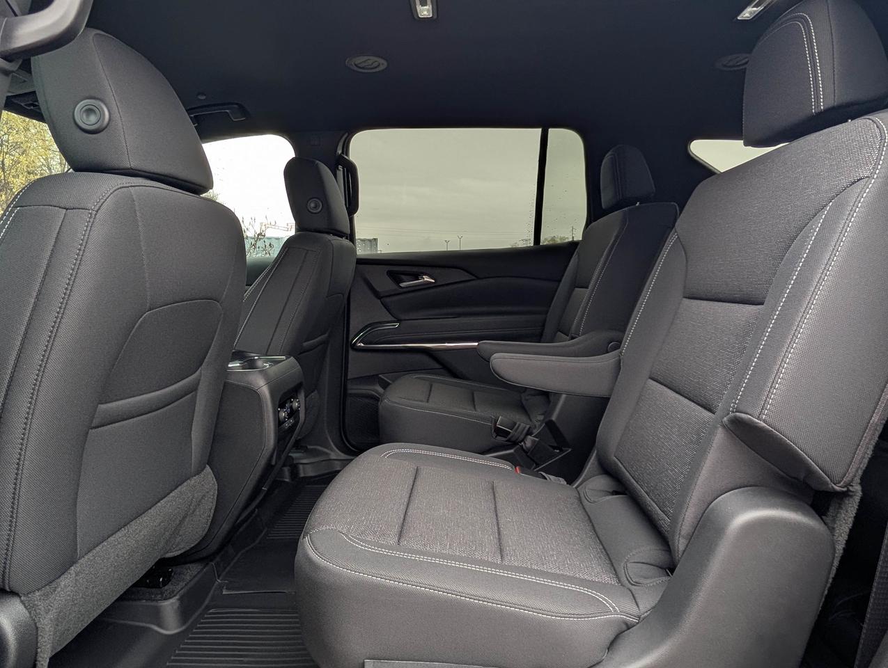 2026 Chevrolet Traverse LT Photo