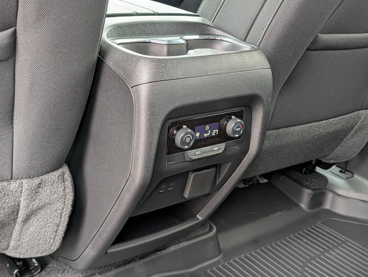 2026 Chevrolet Traverse LT Photo