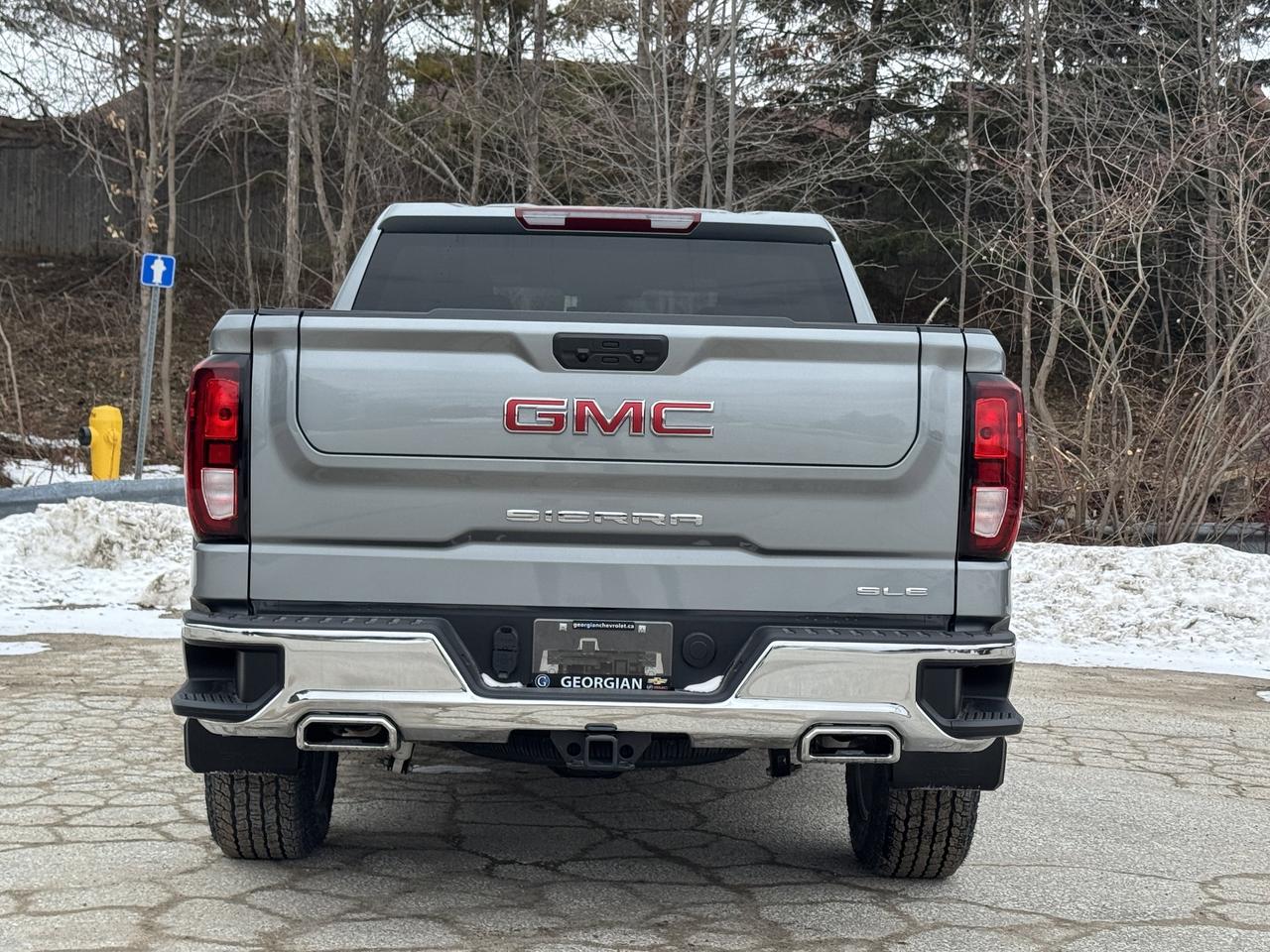2026 GMC Sierra 1500 SLE Photo