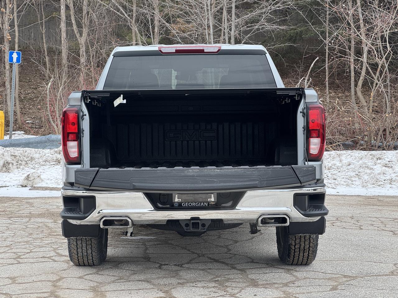 2026 GMC Sierra 1500 SLE Photo