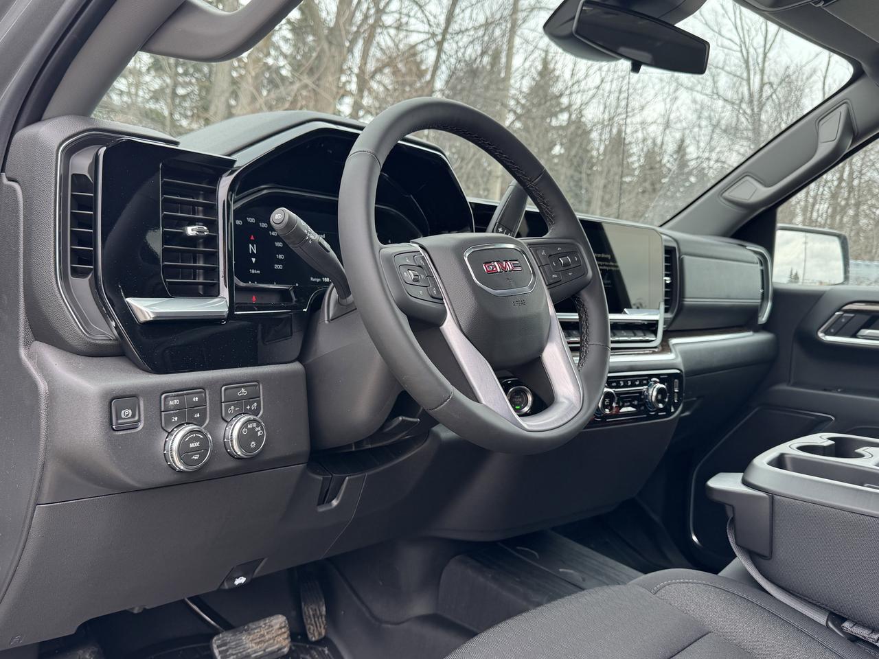 2026 GMC Sierra 1500 SLE Photo