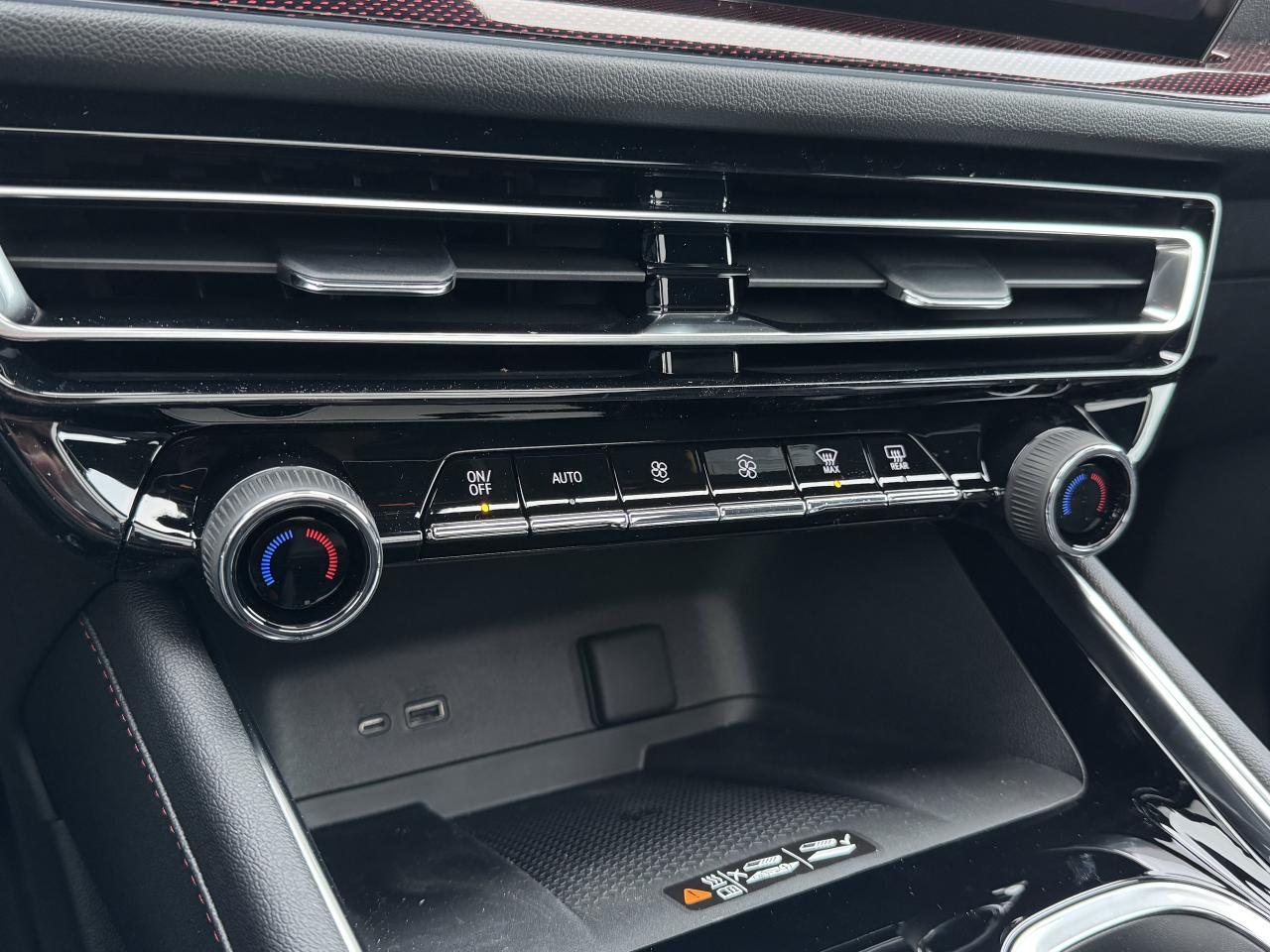 2026 Chevrolet Traverse Z71 Photo