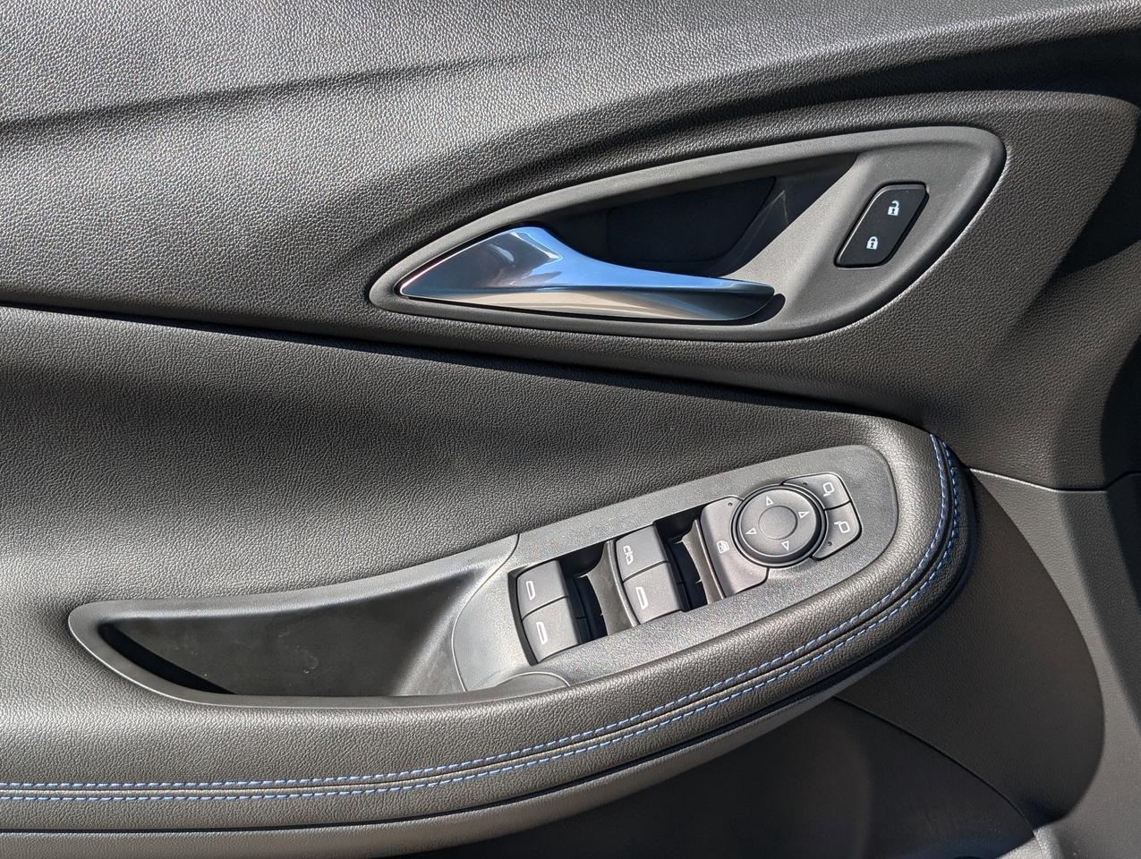 2026 Buick Encore GX Sport Touring Photo