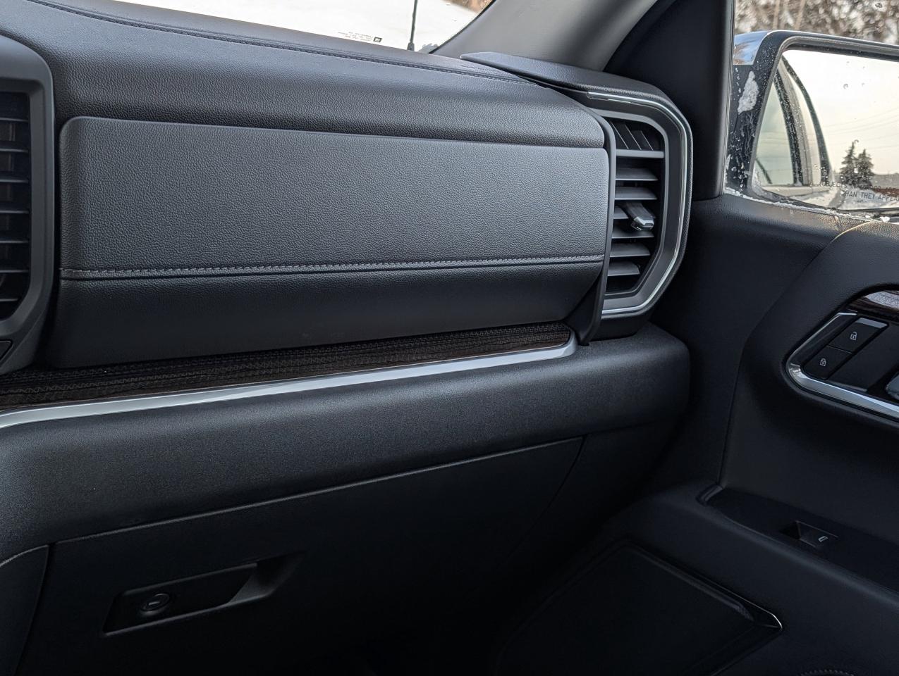 2026 Chevrolet Silverado 1500 LT Photo