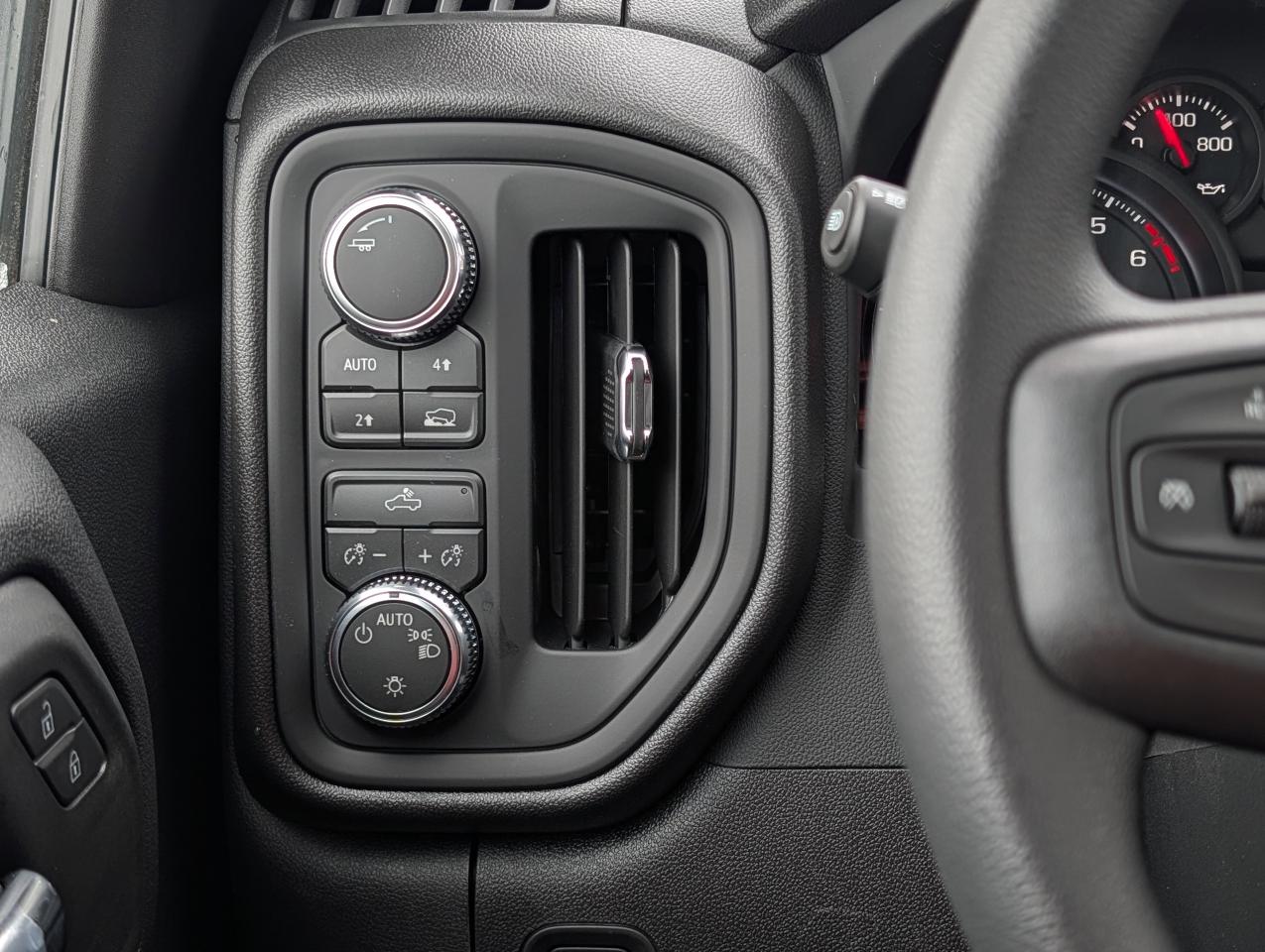 2026 GMC Sierra 1500 PRO Photo