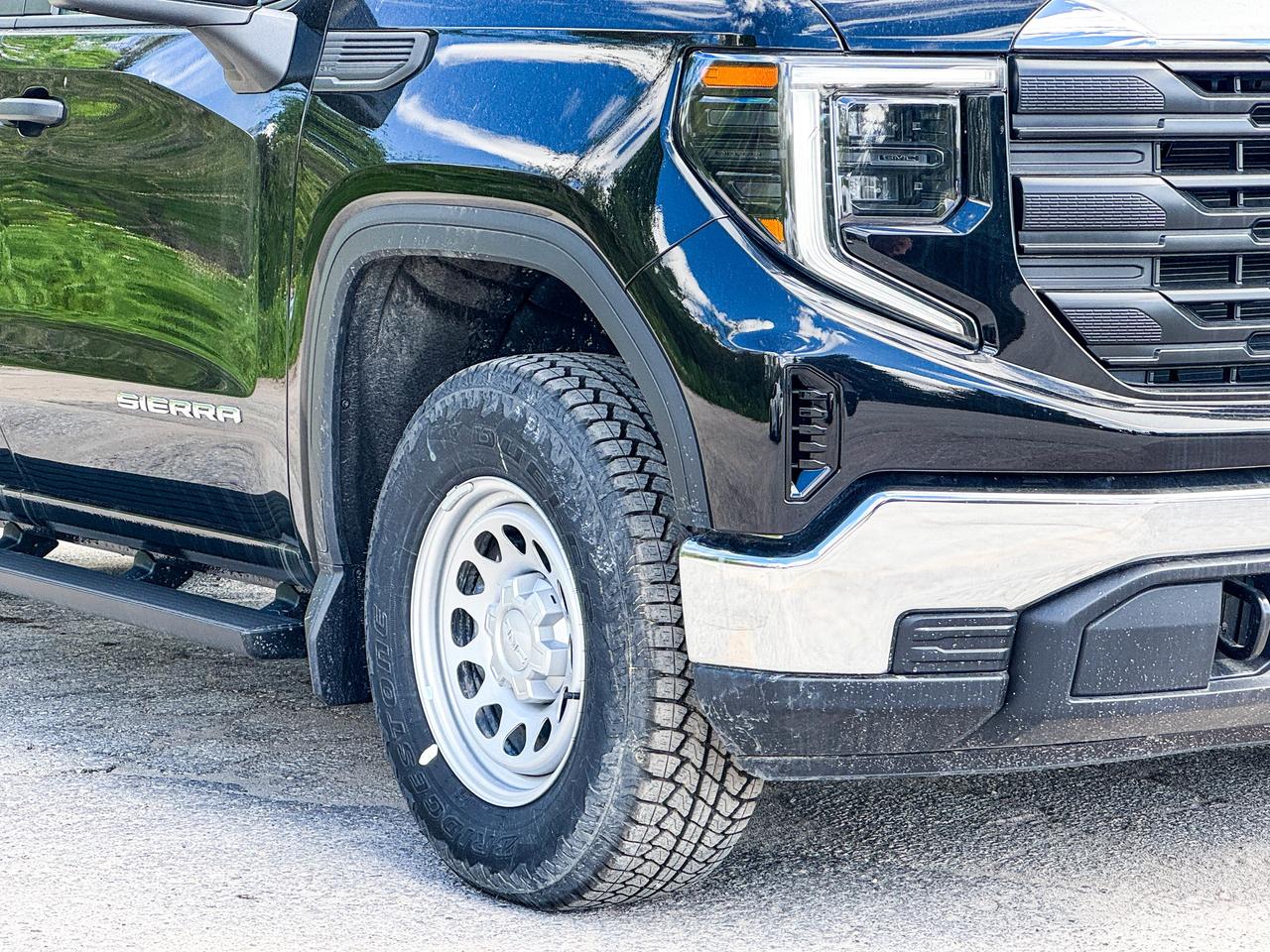 2026 GMC Sierra 1500 PRO Photo2
