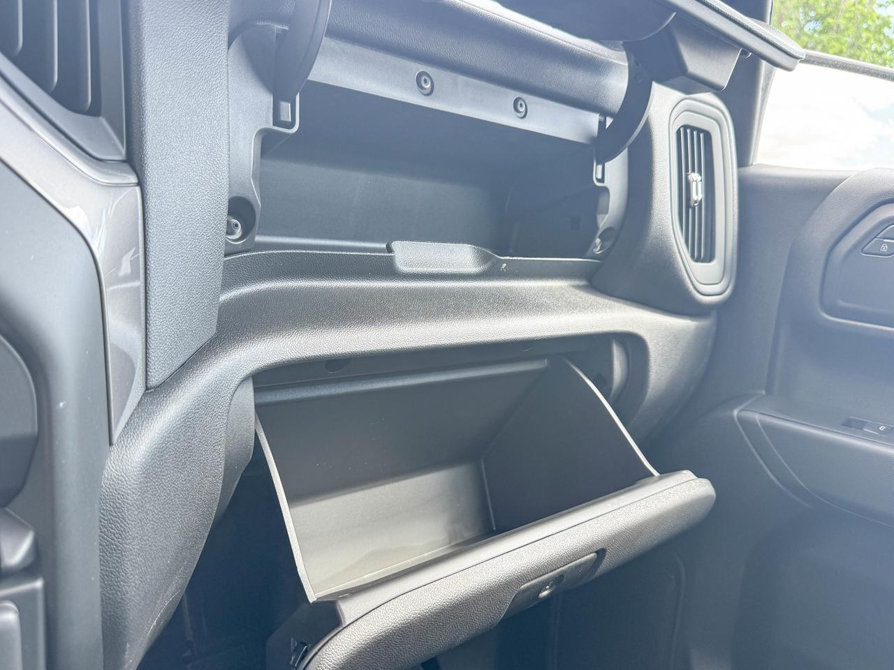 2026 GMC Sierra 1500 PRO Photo