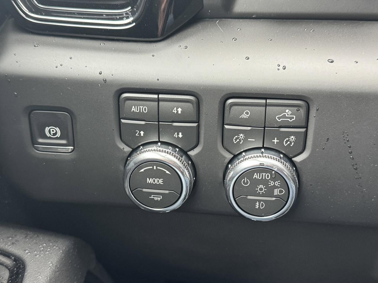 2026 GMC Sierra 1500 AT4 Photo