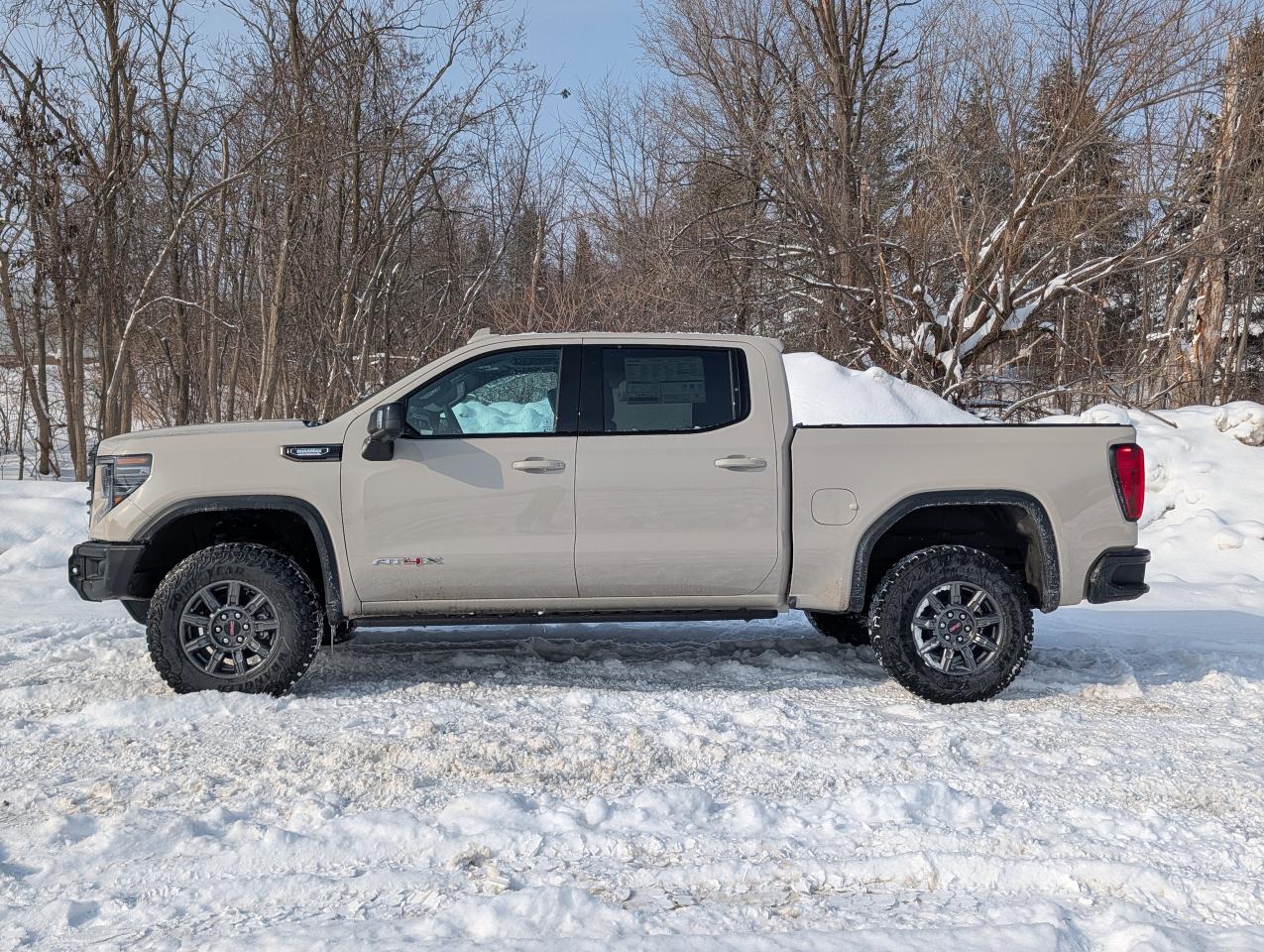 2026 GMC Sierra 1500 AT4X Photo