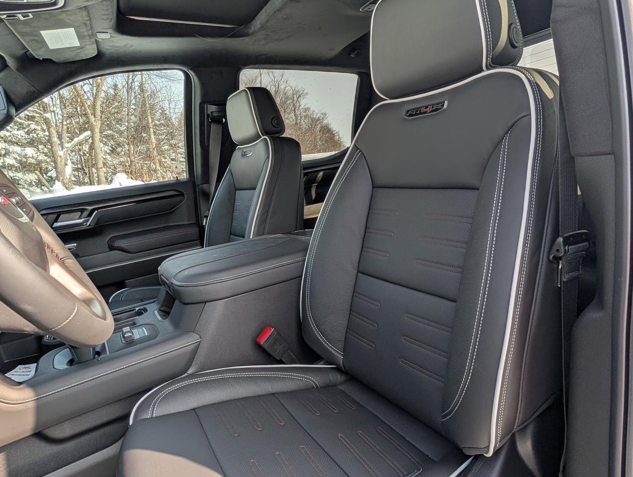 2026 GMC Sierra 1500 AT4X Photo