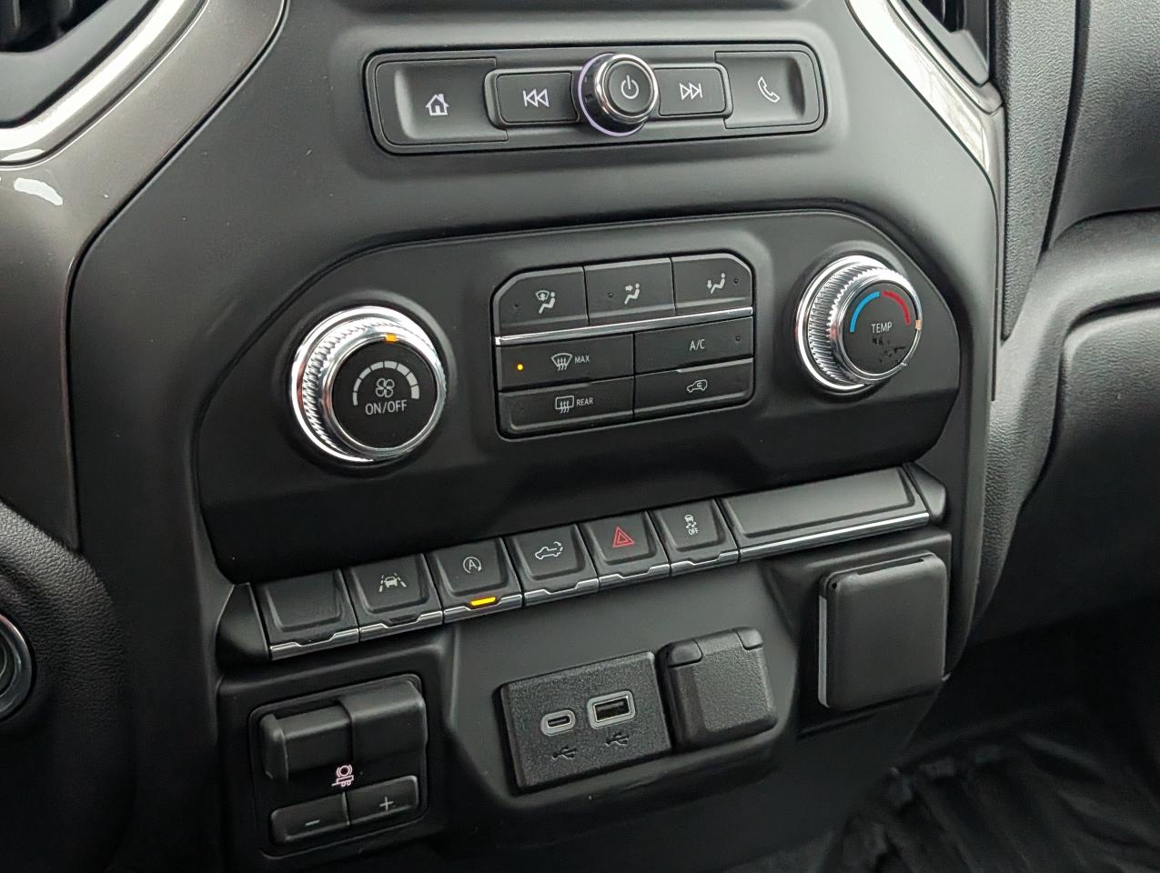 2026 GMC Sierra 1500 PRO Photo