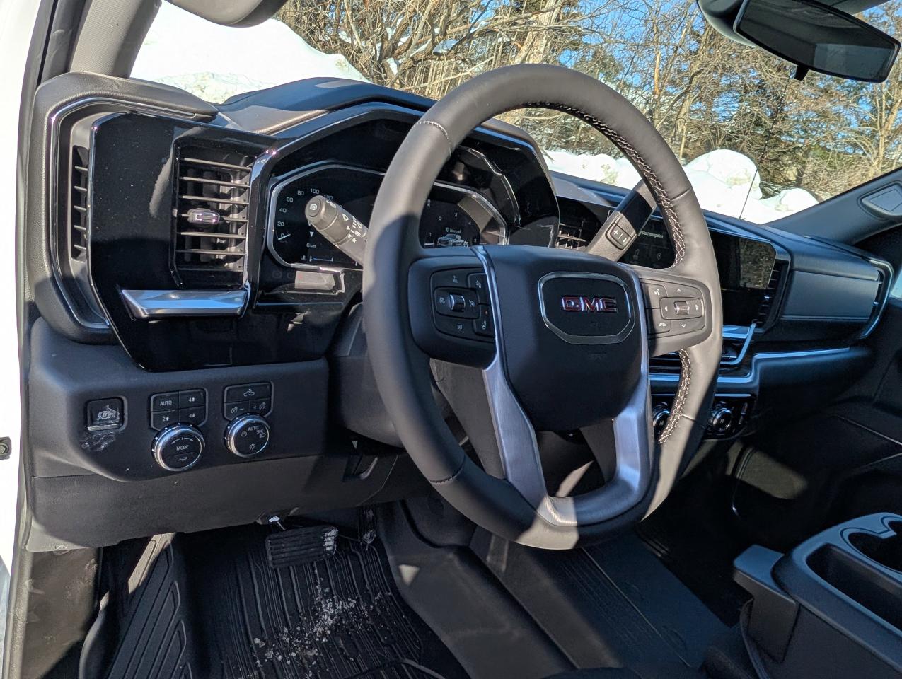 2026 GMC Sierra 1500 SLE Photo