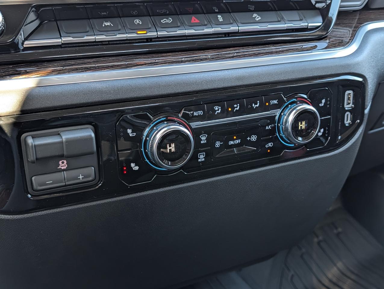 2026 GMC Sierra 1500 SLE Photo