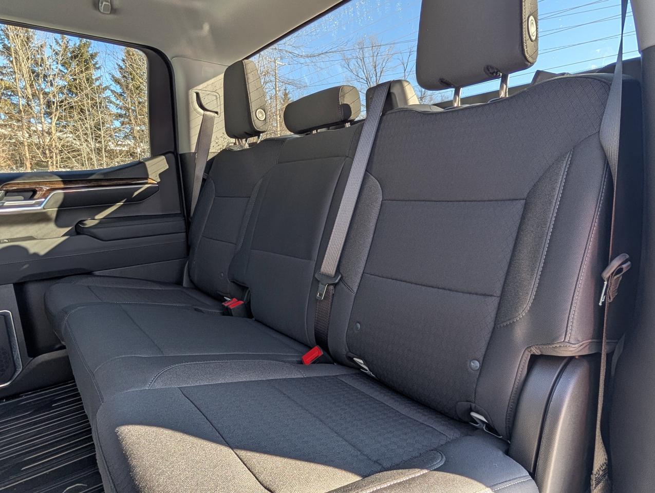 2026 GMC Sierra 1500 SLE Photo