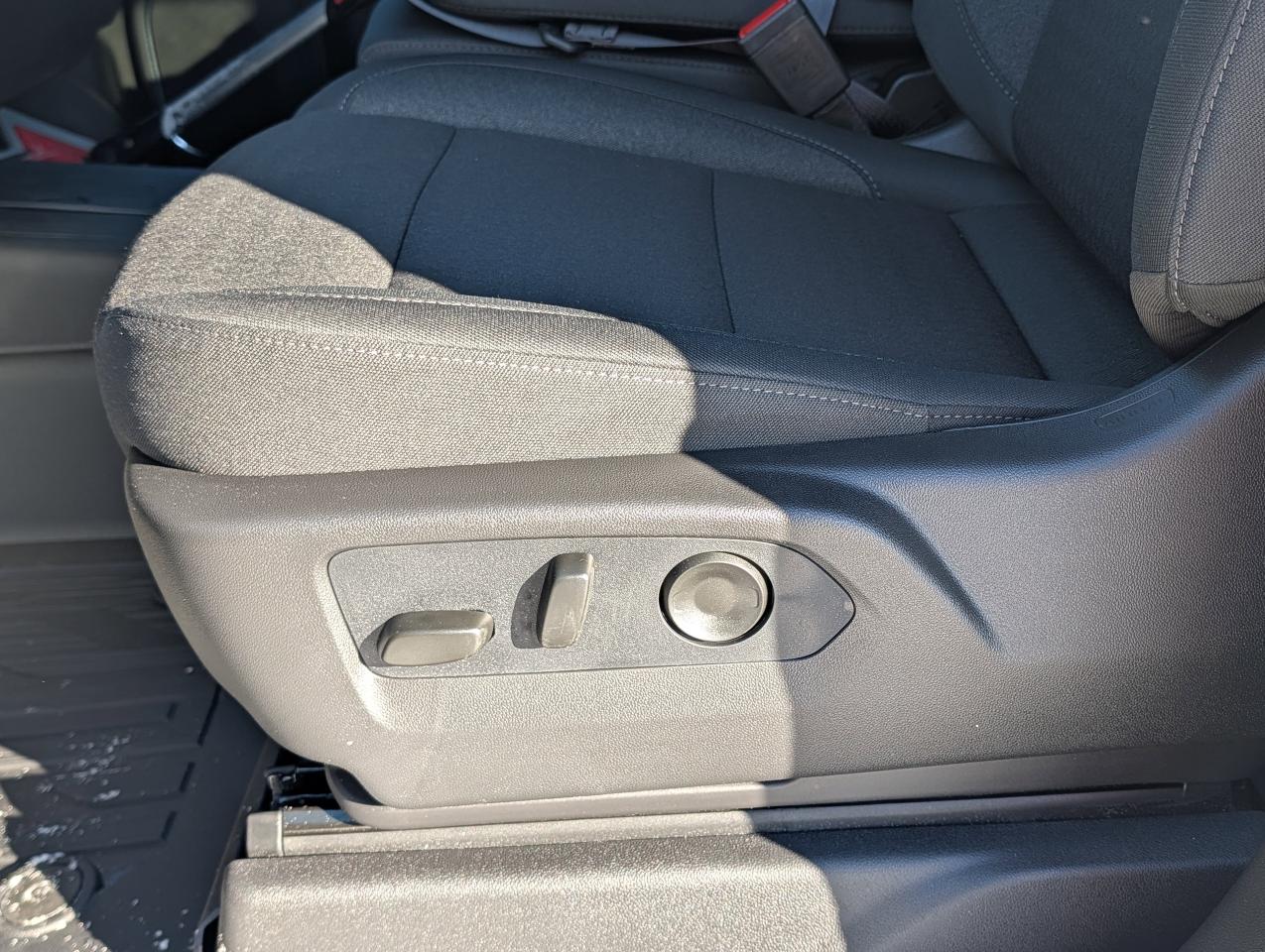 2026 GMC Sierra 1500 SLE Photo