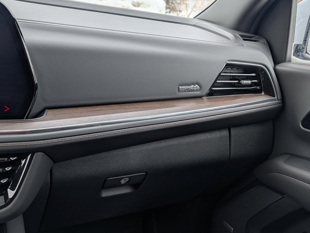 2026 Chevrolet Tahoe HIGH COUNTRY Photo